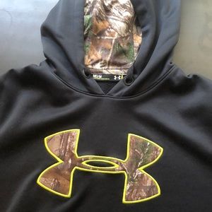 Camo Under Armor hoodie